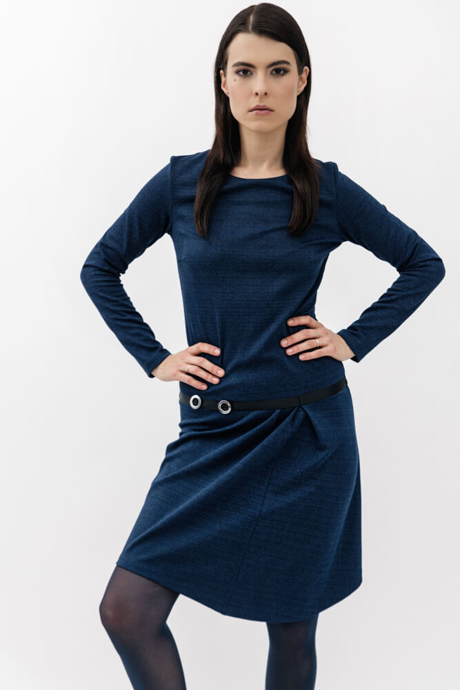 Designer Kleid Alice langarm Dunkelblau sustainable fashion Nachhaltig clothingstore I elke freytag I Modedesigner aus Wien