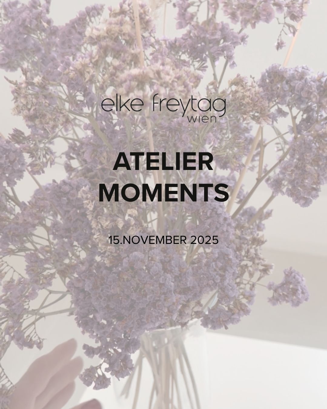 Am 15. November öffnet mein Atelier seine Türen für einen ganz besonderen Moment: den ATELIER MOMENT „Lavender Edition“. 🌿 Ein Event, das zum Erleben, Mitmachen und Genießen einlädt – für alle, die Mode, Handwerk und sinnliche Details lieben.