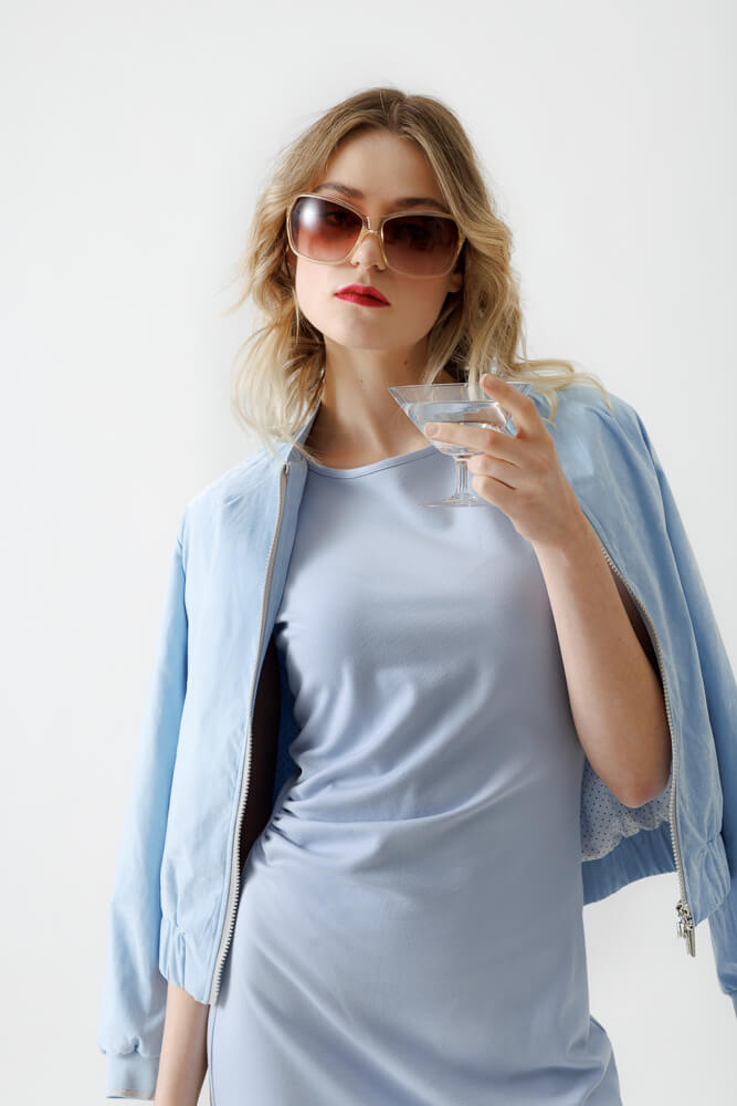 elke-freytag-wien-Designer-Kleid-LARA-eisblau